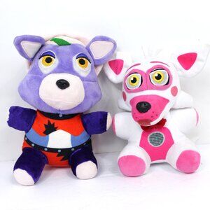 Five Nights at Freddy's 8" Funtime Foxy/Security Breach Roxanne Wolf Plush Lot 2